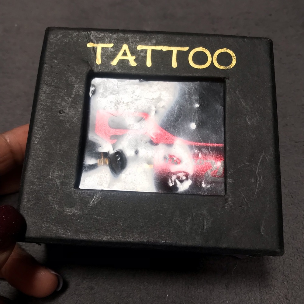 Tattoo kit